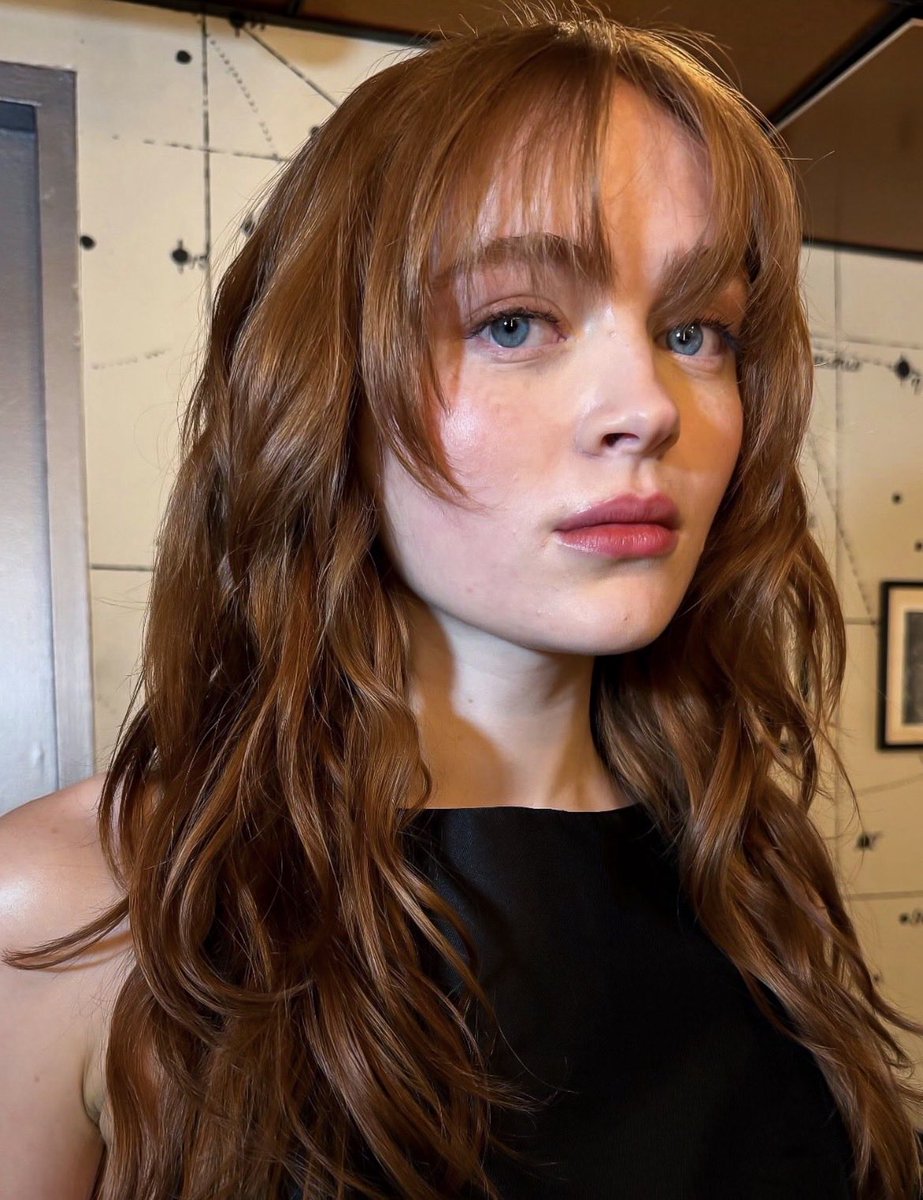 chaitanyverse1's tweet photo. ohh sadie sink you’re so gorgeous https://t.co/HvY2lTpegM