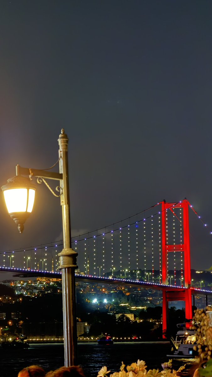 ulasaltun75's tweet photo. "Siz dalını kırıyorsunuz diye,
bahardan vazgeçer mi hayat ?"

Ümit İlter.. https://t.co/S6iCkszcZa