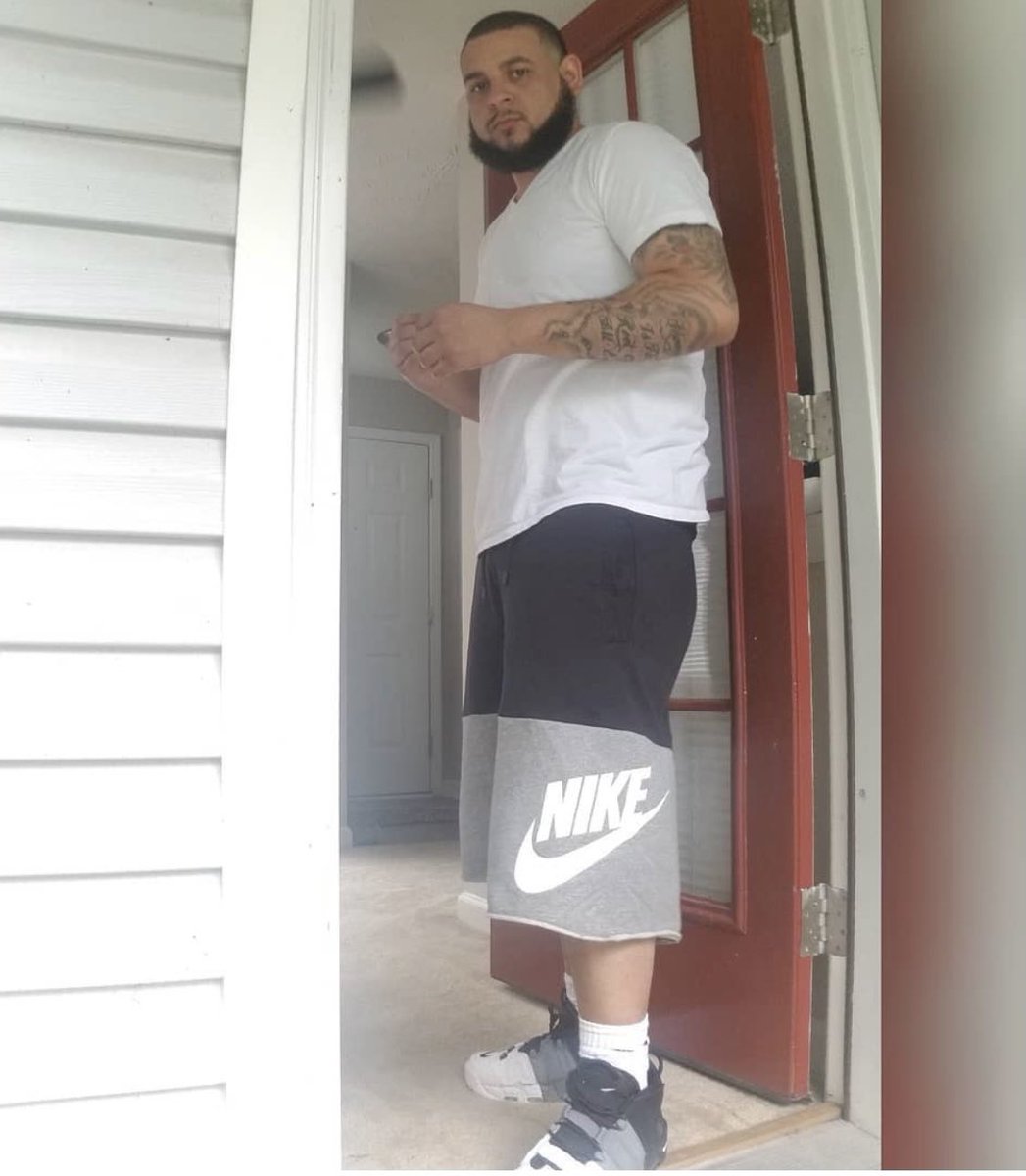 kriswidda_k's tweet photo. These niggas ain’t fuckin with a picture of me https://t.co/Kg0y3vFAjX