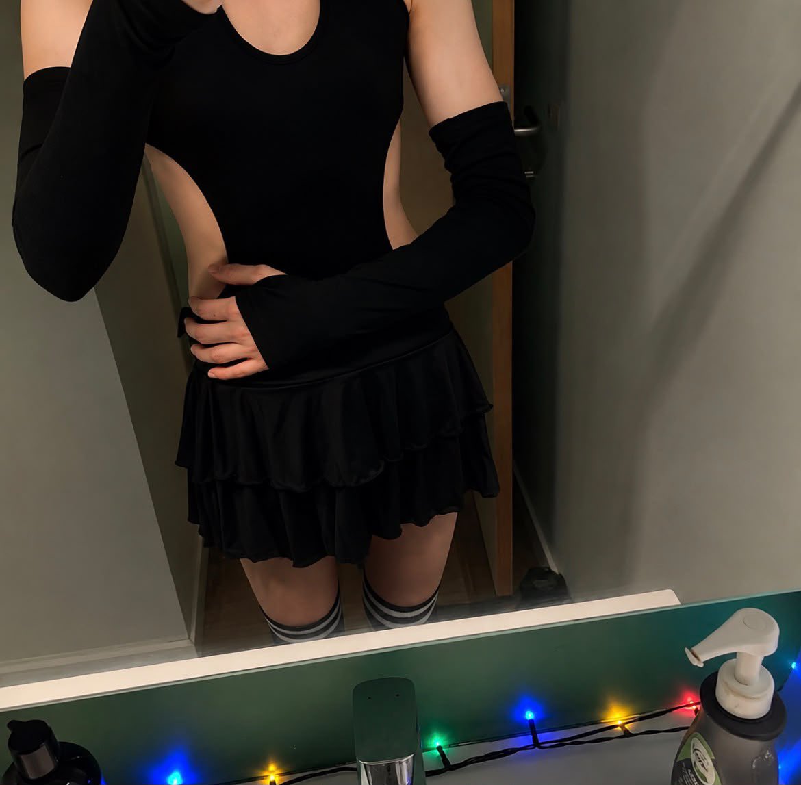 MorphKayla's tweet photo. 💜 Lost in the glow of purple nights

#Trans #TransFem #Femboy #FemboyFriday #LGBTQ
#LGBTQIA #TransRights #Pride https://t.co/Yx3yJIr2a6