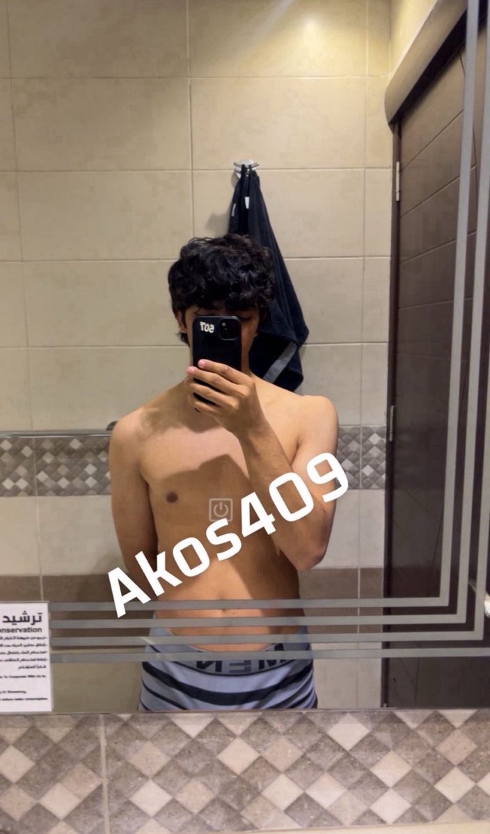 Akos409's tweet photo. موجب 20 فخمم حنان ابي سالب يبوس صدري وبطني والحس خرقه تلحيس😵‍💫
دب او مشعر لا اشوفك https://t.co/HipydvtMdG