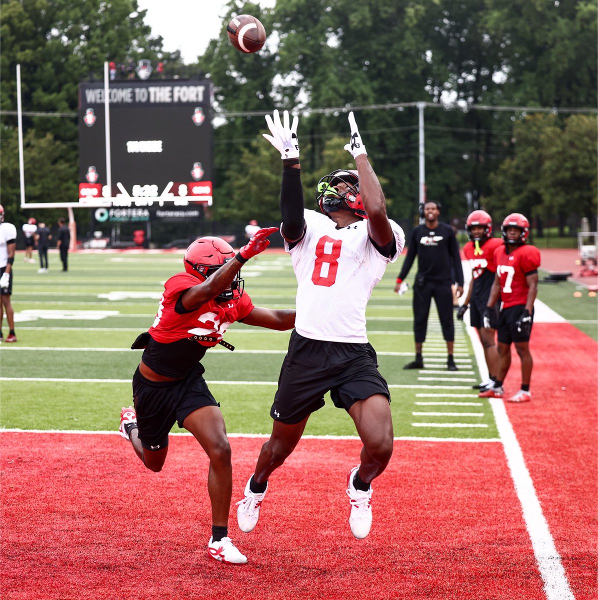 GovsFB's tweet photo. Working while others are resting. 26 days until Gardner-Webb comes to the Fort.
๐๏ธ โ> https://t.co/KUiryru0U8
#LetsGoPeay | #WeWILL https://t.co/GW4k9id4VZ