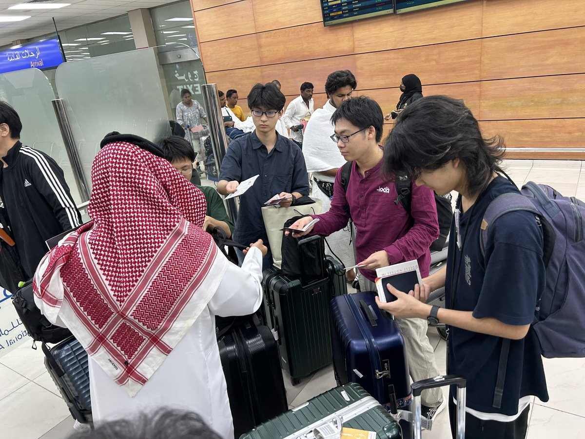 InsoJapanTeam's tweet photo. サウジ到着しました🛬

#国際原子力科学オリンピック #日本代表 #高校生 #INSO #INSO2026 #TeamJapn #NuclearOlympiad https://t.co/Phh0GWqFWg