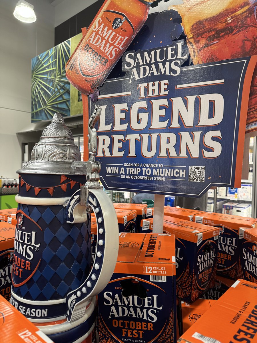 mzayasherrell's tweet photo. Love the Octoberfest display, @SamuelAdamsBeer! 🍺 Oktoberfest prep is in full swing, but it looks like the QR code on this setup isn't working. Spotted at Publix in Orlando! https://t.co/6R9R76OeIc