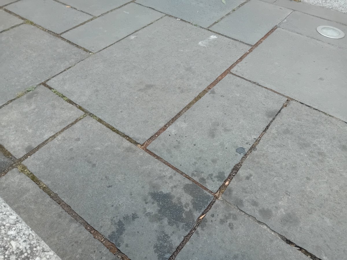aaron_cr1's tweet photo. The National Memorial (An Dún Cuimhneacháin) to members of the Defence Forces this afternoon.

Weeds growing at the memorial itself and kerbs, multiple stains on the stones around the memorial and a wheel of bike at the flowerbed.

@DubCityCouncil @opwireland https://t.co/7jEXz5MSkP