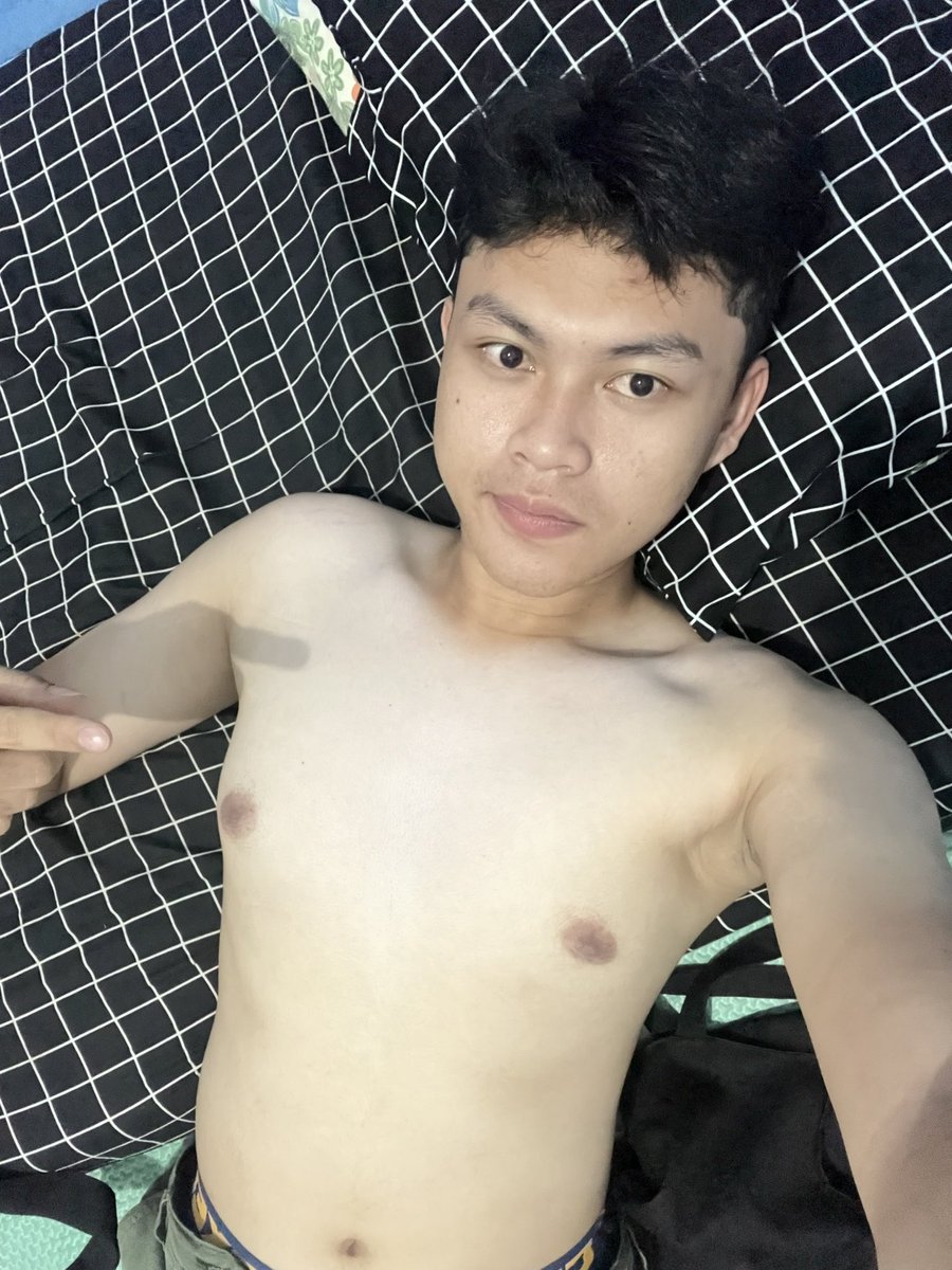 bulgogiisj's tweet photo. Kondisi pulang main jam 02.30 ☝️ https://t.co/4blLAzB2NH