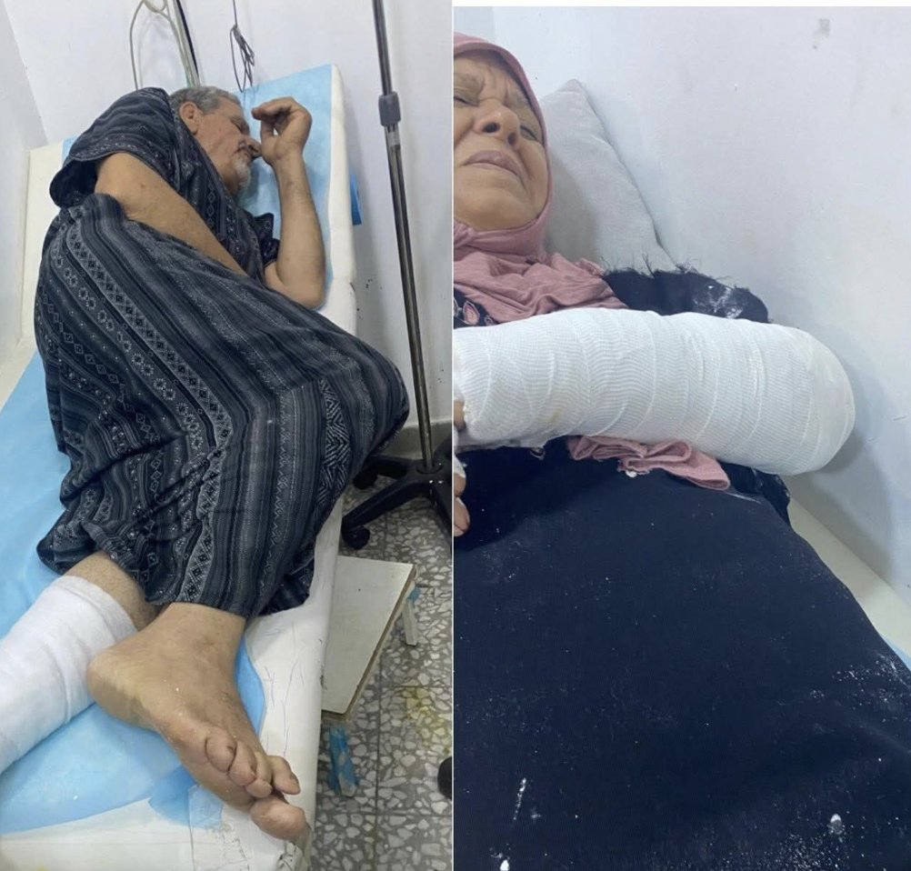 OnlinePalEng's tweet photo. Israeli settler mobs attack and injure an elderly Palestinian couple in the village of Baytillu, the occupied West Bank. https://t.co/AeZFT53Dp7