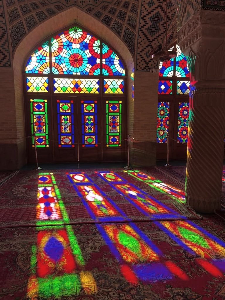 AmirArchiM's tweet photo. Nice houses-Villa / Live Luxury / Stylish life. 🏠🏬🏗️🌿
The different modern buildings.
#Architecture #Villa #interior_designer #Furniture #decoration #modern_design #Shiraz #FarsProvince #Hostory 
 
Shiraz, Iran.🍃 https://t.co/jvXMUOU5E0