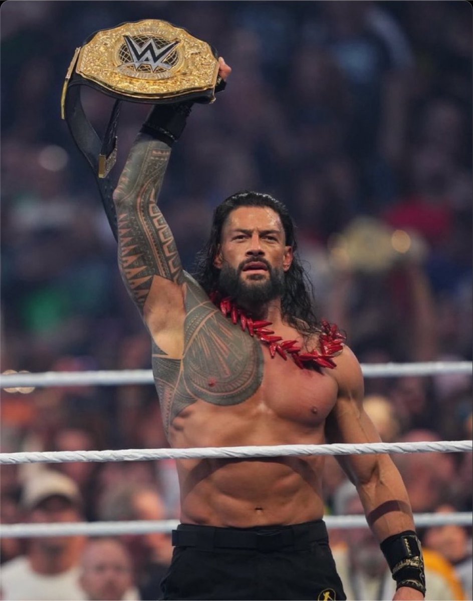 _RomansLegacy's tweet photo. Stay bitter bitch… Roman beat his ass and he can’t take his spot! EVER! https://t.co/b3QgEt3IQv