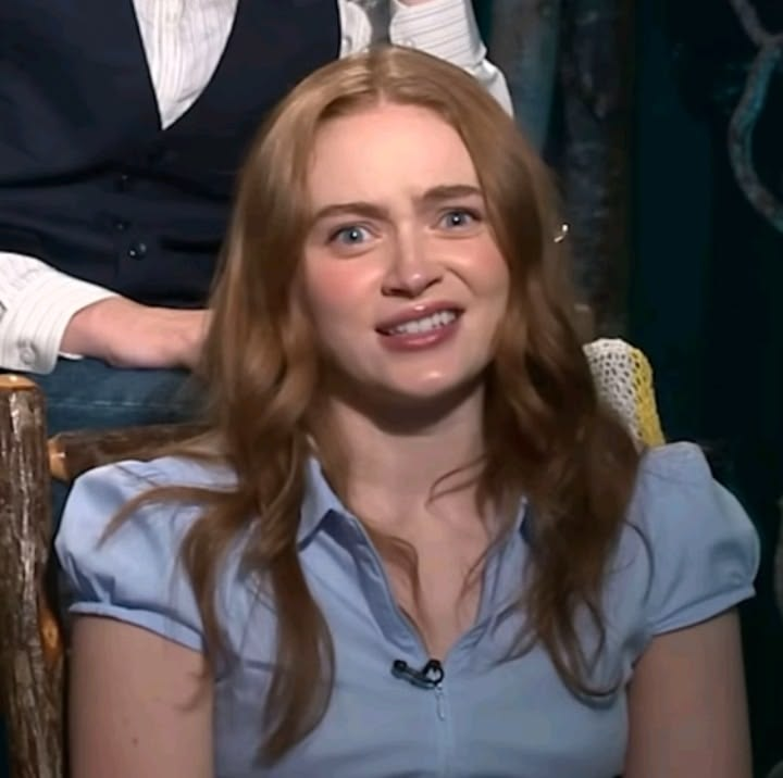 cinevow's tweet photo. Sadie Sink, 2025 https://t.co/4LiJVcyU5A