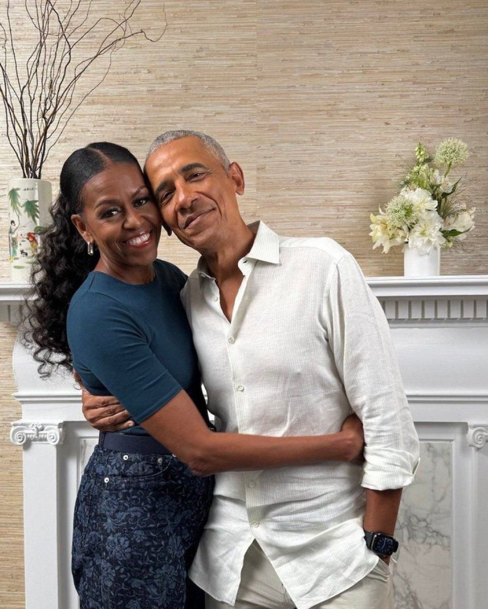 0ivankaTrump1's tweet photo. Be honest 

What are the chances you'd vote for Michelle Obama for President in 2028?

A. 100%     B. 50% 
C. 25%       D. 0% https://t.co/GzhKtCsWqu