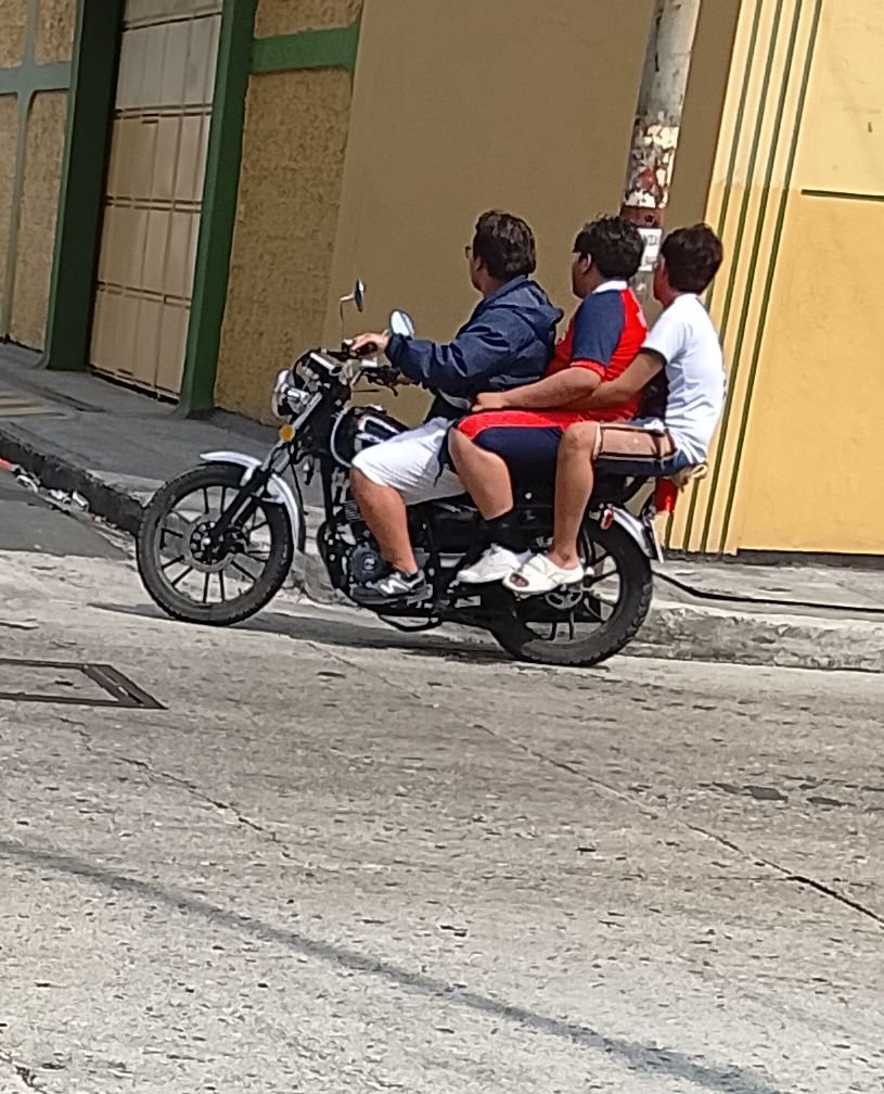 SubVives45562's tweet photo. @ATMGuayaquil 
@181Responde
SALVEMOS VIDAS.....
MAPASINGUE OESTE CALLE 3 Y AVE 5 PARQUE DEL ÁRBOL.
SALVEMOS VIDAS.........
S.O.S. https://t.co/LfSi4DZ9Xo