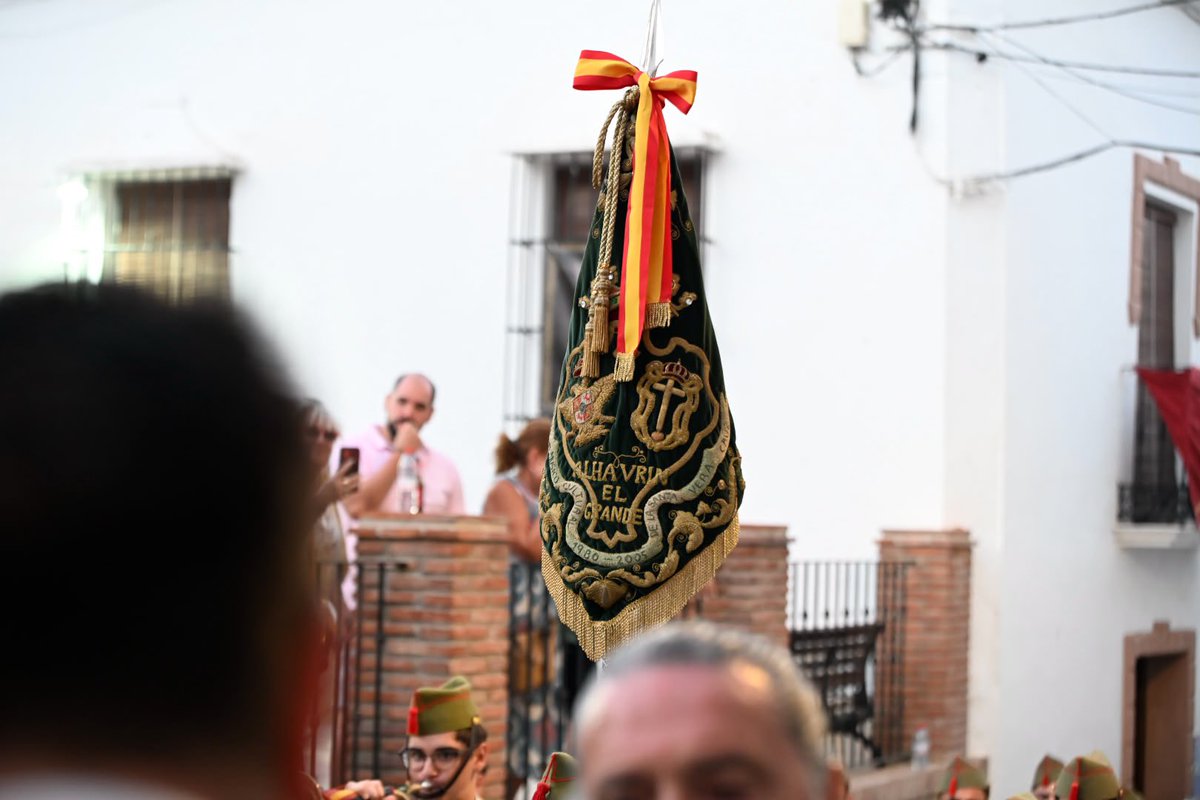 Lapazmalaga's tweet photo. Nos incorporamos tras la 𝙑𝙞𝙧𝙜𝙚𝙣 𝙙𝙚 𝙡𝙖 𝘼𝙪𝙧𝙤𝙧𝙖 más tarde de lo previsto por motivos ajenos a nuestra organización.

Queremos expresar nuestro más sincero agradecimiento a @lapepa_1980 por su disposición y por acompañar a la Santísima Virgen hasta nuestra llegada.

#SuenalaPaz🎶🕊️ #CofradíasMLG @Hdad_Aurora