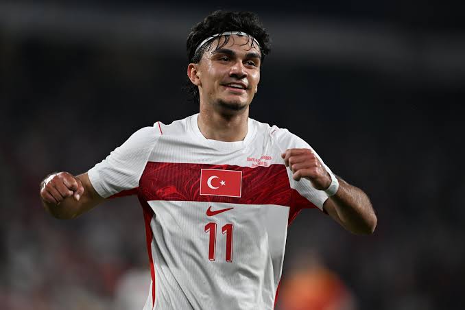 Burak Eren tweet media