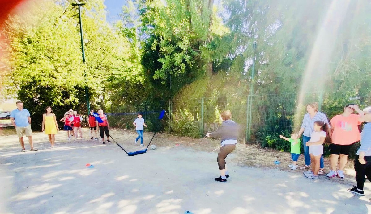 mapavx's tweet photo. La MAPA vous fait bouger cet été !
 Découvrez notre programme Sport d’été : une multitude d’activités vous attend chaque samedi, de 10h à 12h, au TEP du Docteur Calmette.

Venez partager un moment convivial placé sous le signe de la santé, du bien-être et du partage.

Avec la MAPA, retrouvez le bien-être… pas à pas ! @Paris_Habitat