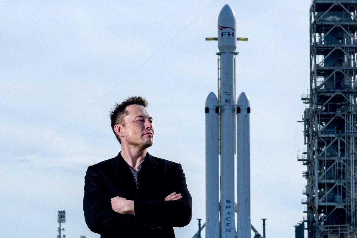 CKV36CBX's tweet photo. 速報：テスラとスペースXが2028年までに合併する確率は60%らしい🚀 どうなるんだろ、これ。 https://t.co/bkxB7njguY