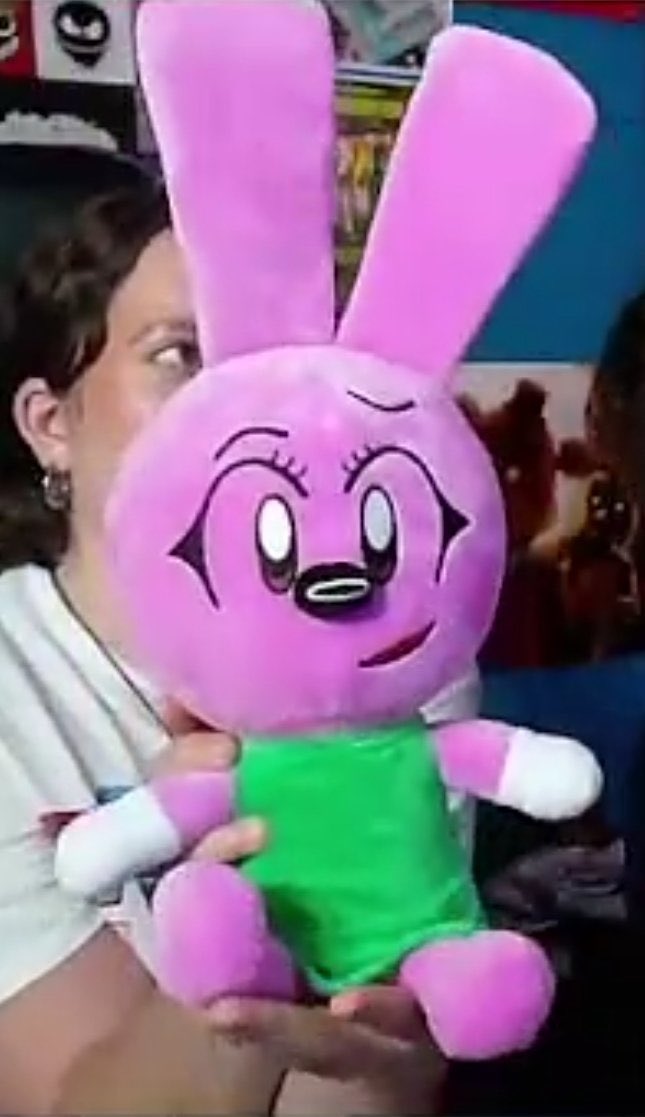 DannoCalNews's tweet photo. The final model for the Rosey plushie has been revealed in today’s stream. https://t.co/7BJBQRSA6O