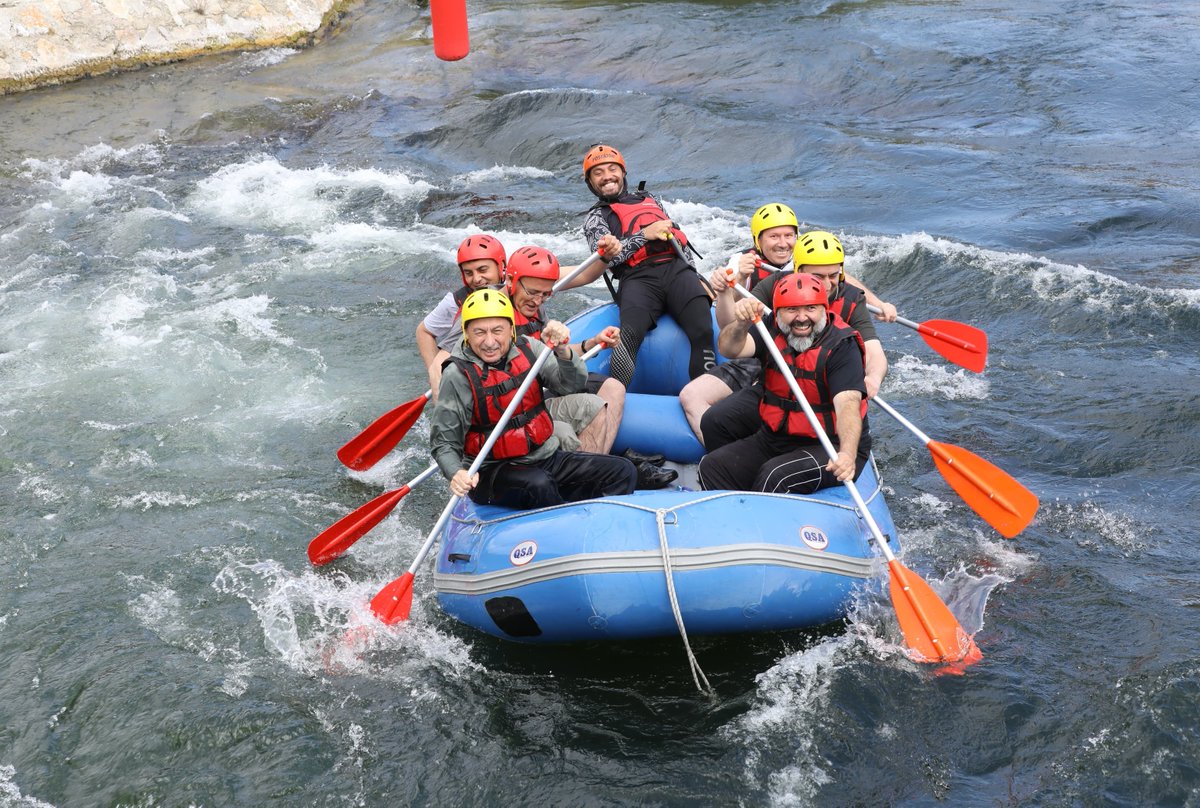 fuatoktay's tweet photo. 📍 Yozgat - Çekerek

Dünya Rafting Federasyonu tarafından “Mükemmeliyet Merkezi” olarak akredite edilen, Türkiye’nin en büyük yapay rafting parkuru olan "Çekerek Rafting Parkuru"nu ziyaret ederek rafting yaptık. 🚣🏻‍♂️

🇹🇷Rafting Türkiye Şampiyonası’nda Yozgat’ımıza şampiyonluk getiren, memleketimizin gururu takımımızla bir araya gelerek sohbet ettik. 👏🏻 🏅

Ayrıca Çekerek Belediyesi Saklıbahçe Restoranı’nın açılışını gerçekleştirdik. 🏛️

Hayırlı olsun...