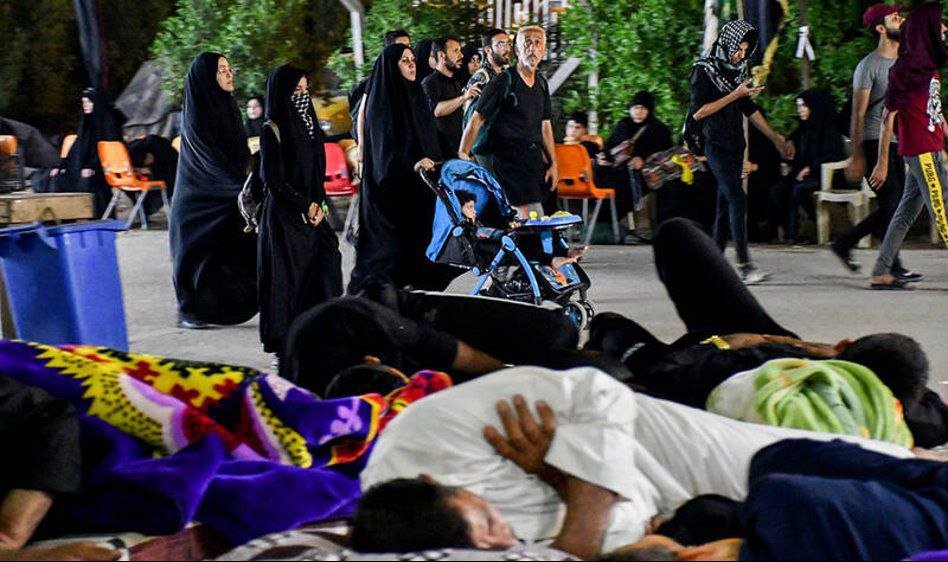 nooriygane313's tweet photo. ‌حسین(ع) همه را 
می خواند،گوشِ دلِ فرا دار و دریچه قلبت را باز کن،تا صدایِ حقیقت را بشنوی زائر ...

#یا_لثارات_الحسین
#حسین_عاشیقلری https://t.co/rk0jU3CV9R