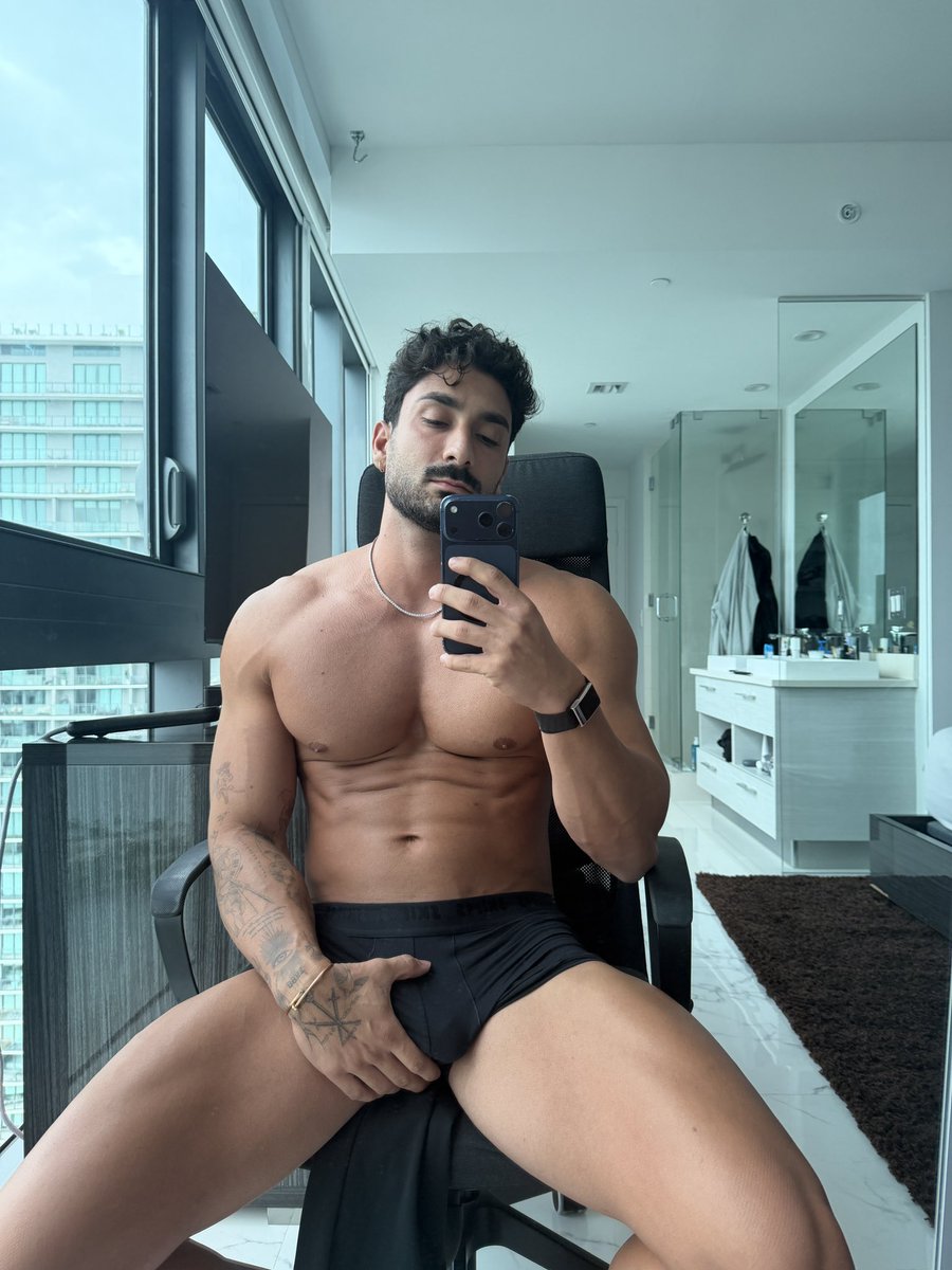 zayndominant's tweet photo. https://t.co/eDG0r1gLVb