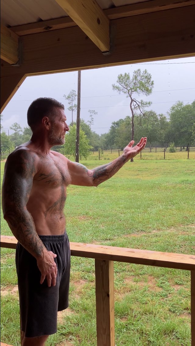 FLNative293818's tweet photo. Just a few more good shots from the day 🥰❤️💪🏻🇺🇸 https://t.co/y3jCYIiXZz