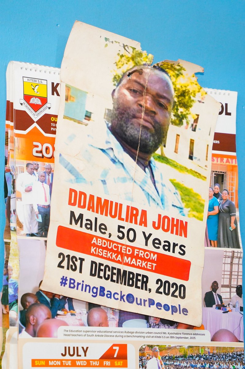 MusasongaM72631's tweet photo. @bosingwafarouk @GeorgeMusisi4 @brucenahabwe1 @IreneKaija @StateHouseUg @nbstv @cbsfm_ug @PoliceUg @NUP_Ug @ntvuganda @ntvkenya @bbstvug https://t.co/M38mCpAv76
