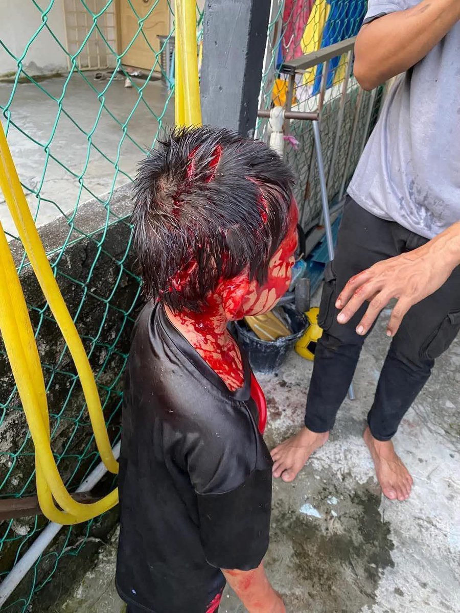 KhairAzri's tweet photo. @LeoInTheGrid I value this kid's life. 🤭🤭🤭🤭 https://t.co/kKV3VVYKzZ