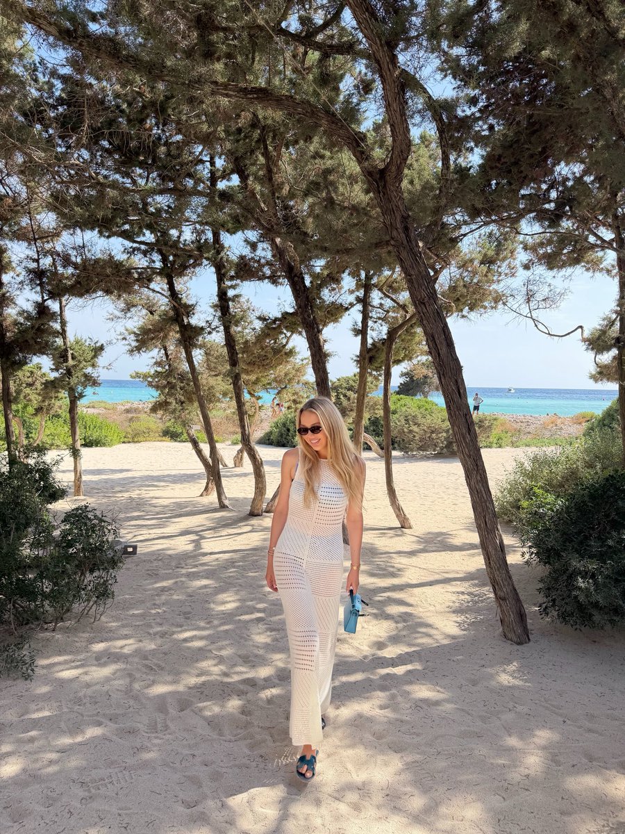 TiffanyATrump's tweet photo. Summer loving 🫶🏻 https://t.co/UMok6Qmq8e