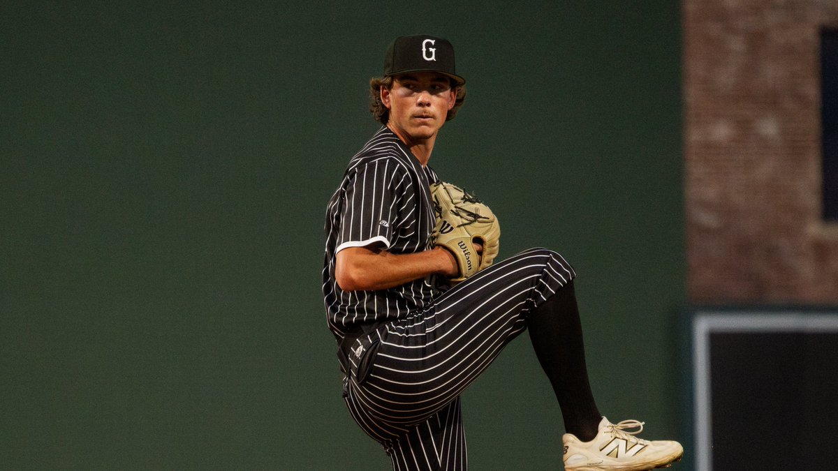 MLBPipeline's tweet photo. The @tigers are acquiring Red Sox No. 30 prospect Jojo Ingrassia as the player to be named later in exchange for Jahmai Jones, per @ByRobertMurray.

More on the southpaw with a deceptive delivery and a unique arm slot: https://t.co/xpEVcfBZKT https://t.co/ecHdtmbAcM