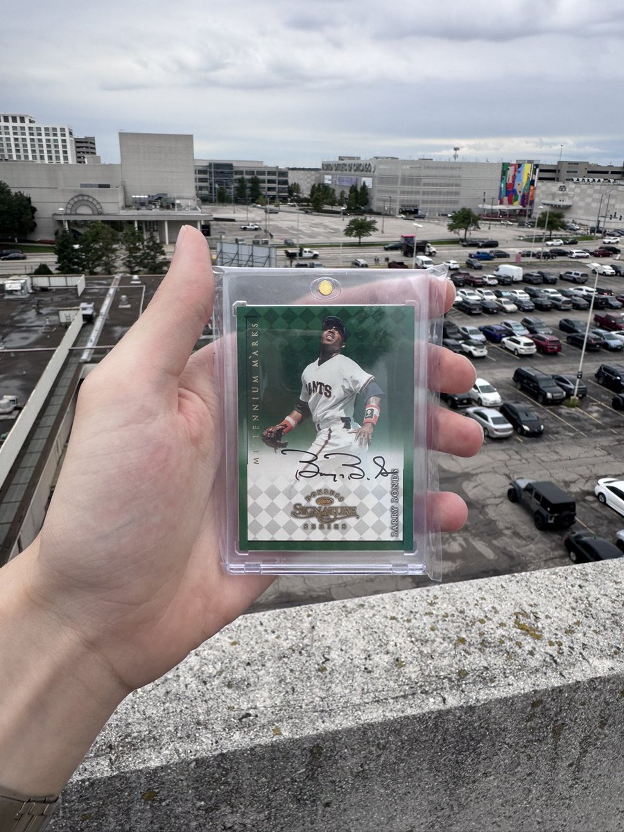 pondering_peter's tweet photo. My one pick up from the national sports card show, can’t complain at all https://t.co/NR7UT9rG5j