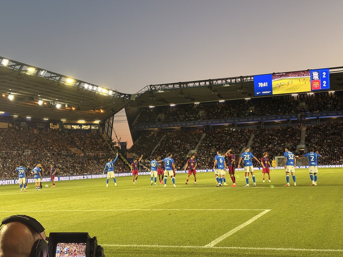 Mommyrachael123's tweet photo. Felt so good to be back yesterday, can’t beat a game under the lights 💙💙#bcfc #kro #standrews https://t.co/Z2Vsa2HB4M