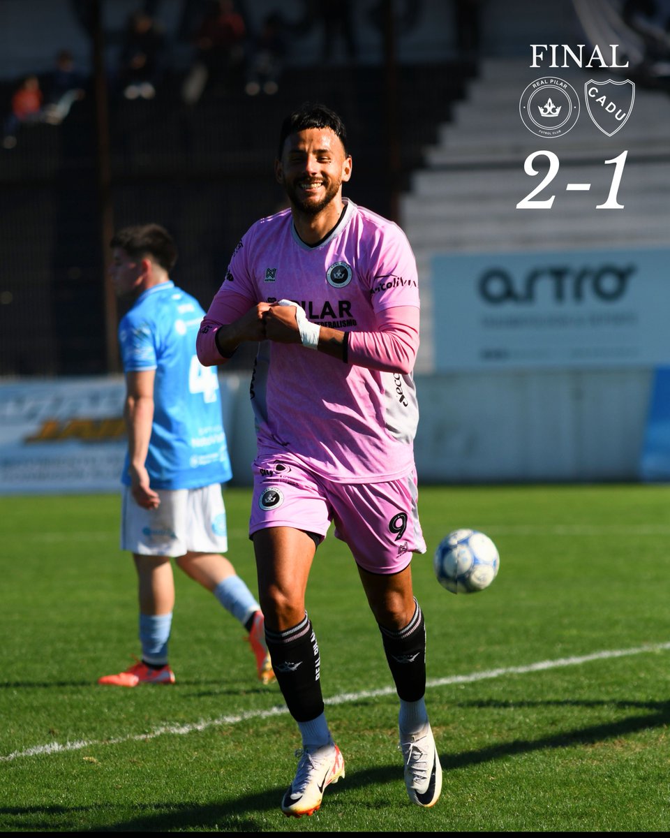 RealPilar_FC's tweet photo. GANÓÓÓ EL MONARCAAAAAA 👑
#RealPilar 2-1 #CADU
⚽ Eloy Rodríguez y Franco Camargo.
#RealEsPilar 👊🏻 https://t.co/cHCApnhH3e
