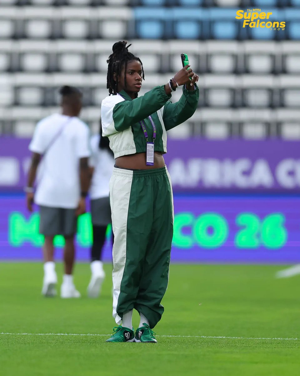 CasmirDani95888's tweet photo. The super falcons are looking fly 😊 

NIGERIA W 🇳🇬 Vs ZAMBIA W🇿🇲 

Let's win this one girls 💯🇳🇬 https://t.co/lxhRyOnDp6