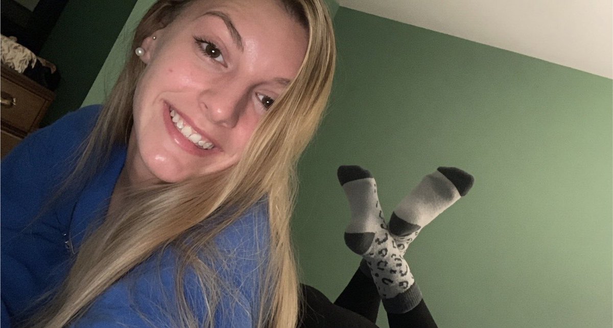 igoddess9's tweet photo. PUSH HARDER, goonboy! STROKE! STROKE! STROKE! STROKE! 🌀😵‍💫

stay completely drained and desperate
edge for hours straight for Goddess
good boys never stop

Sink even deeper while you watch them furiously tribute and glaze me

#findom #goon #relapse #bwno #wankbattle #scamaddict https://t.co/J4am5qPB8r