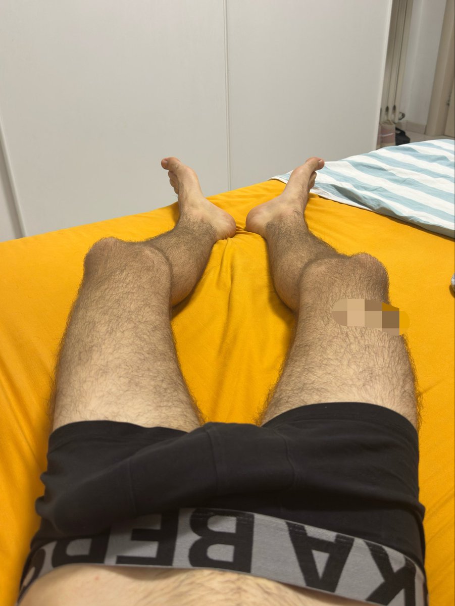 tinyboyOF's tweet photo. #feet https://t.co/wbToCB6lML
