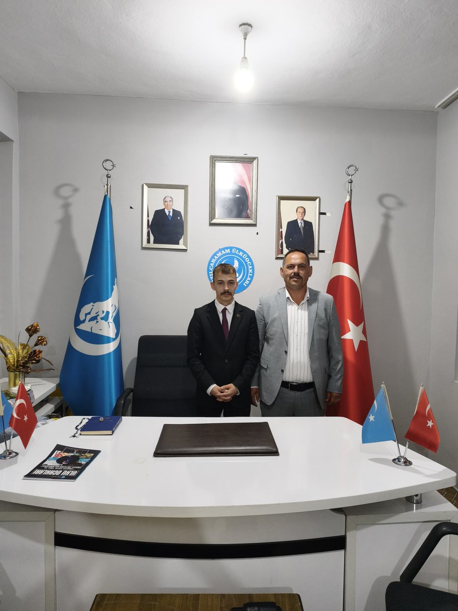 Khamam_ocak's tweet photo. Ülkü Ocakları Kızılcahamam ilçe başkanlığı olarak bu gün Milliyetçi Hareket Partisi Kızılcahamam belediyesi Meclis Üyesi Sn. Ramazan Gündoğdu, Ocak Başkanımız Sn. Kemal Yılmaz'a hayırlı olsun ziyaretinde bulundular. Kendisine ziyaretlerinden ötürü teşekkür ederiz. https://t.co/Gpi7Z804Y9