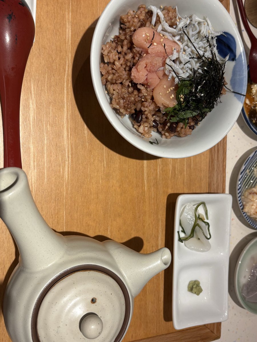 mu_dzu's tweet photo. 🐟好きすぎる https://t.co/6yAePqnkcE