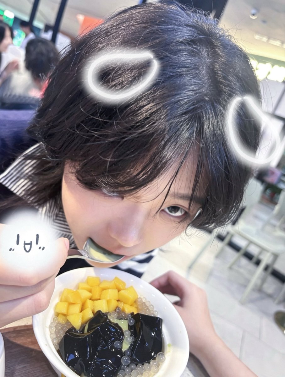 Ecl1pse_wisp's tweet photo. 姐姐开门我是小狗 #wlw #女同性恋 #lesbian https://t.co/UCWOgNgkYZ
