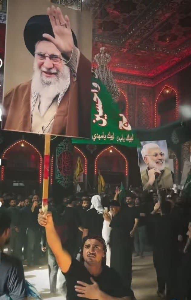 _shahrivariam's tweet photo. اون که بی قراره یعنی من
نائب الزیاره یعنی من

#یا_لثارات_الحسین 
#حب_ولایت_یجمعنا https://t.co/ErMgZE5lLV
