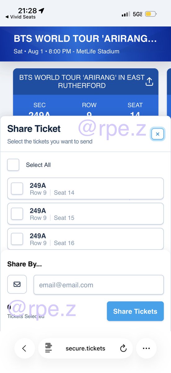 01rz_'s tweet photo. SELLING METLIFE D1 TICKETS 🥺💜

Selling 3 tickets for D1 in NJ, East Rutherford. Section 249A, Row 9, Seats 14-16. $390 each. Originally bought for 475 on VividSeats. Can send proof/screenshots/screenrecords.

RFS: I already saw them in Vegas back in May. ✨

#BTS_ARIRANG #BTS https://t.co/Timu9b38Nf