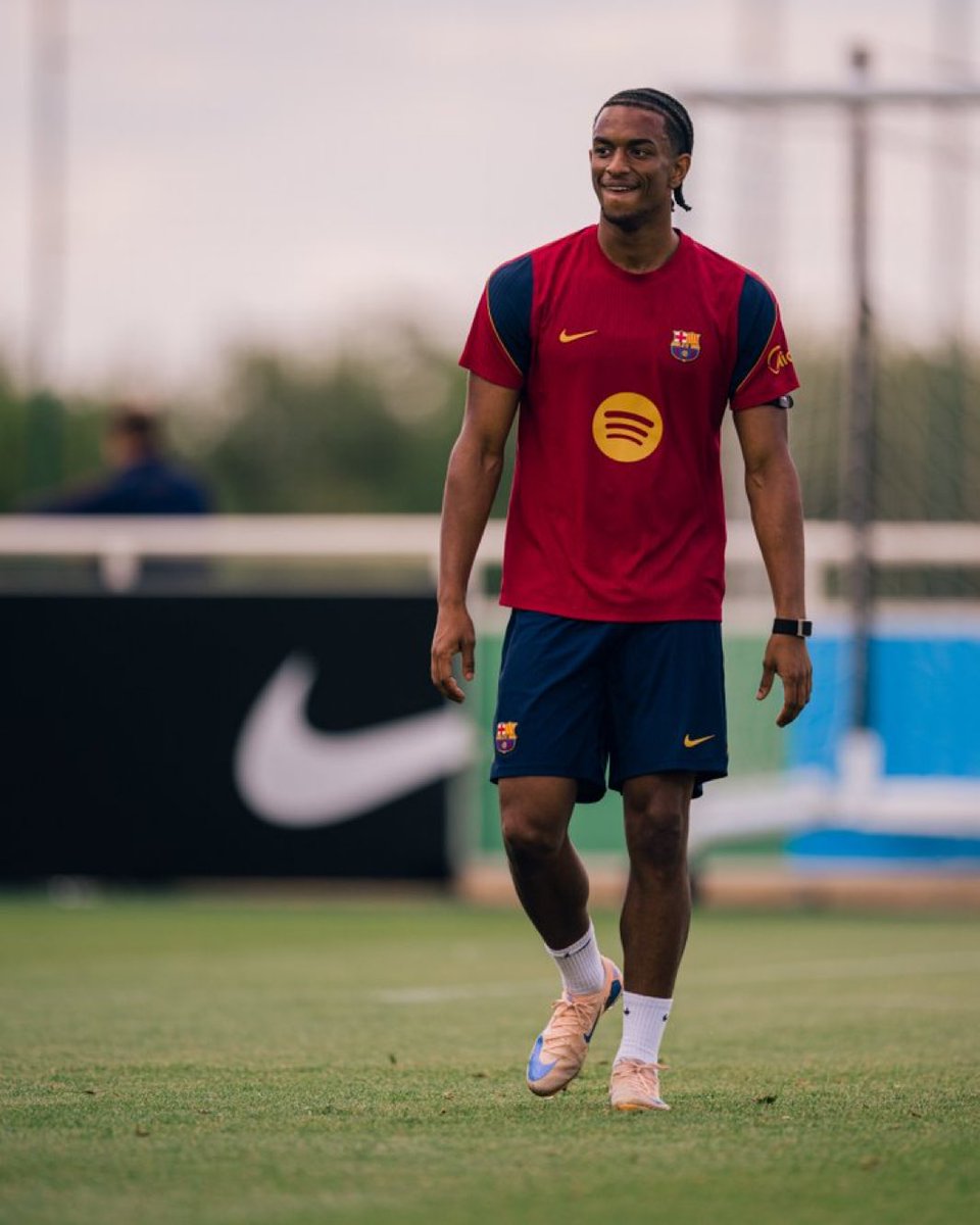 FCB World tweet media