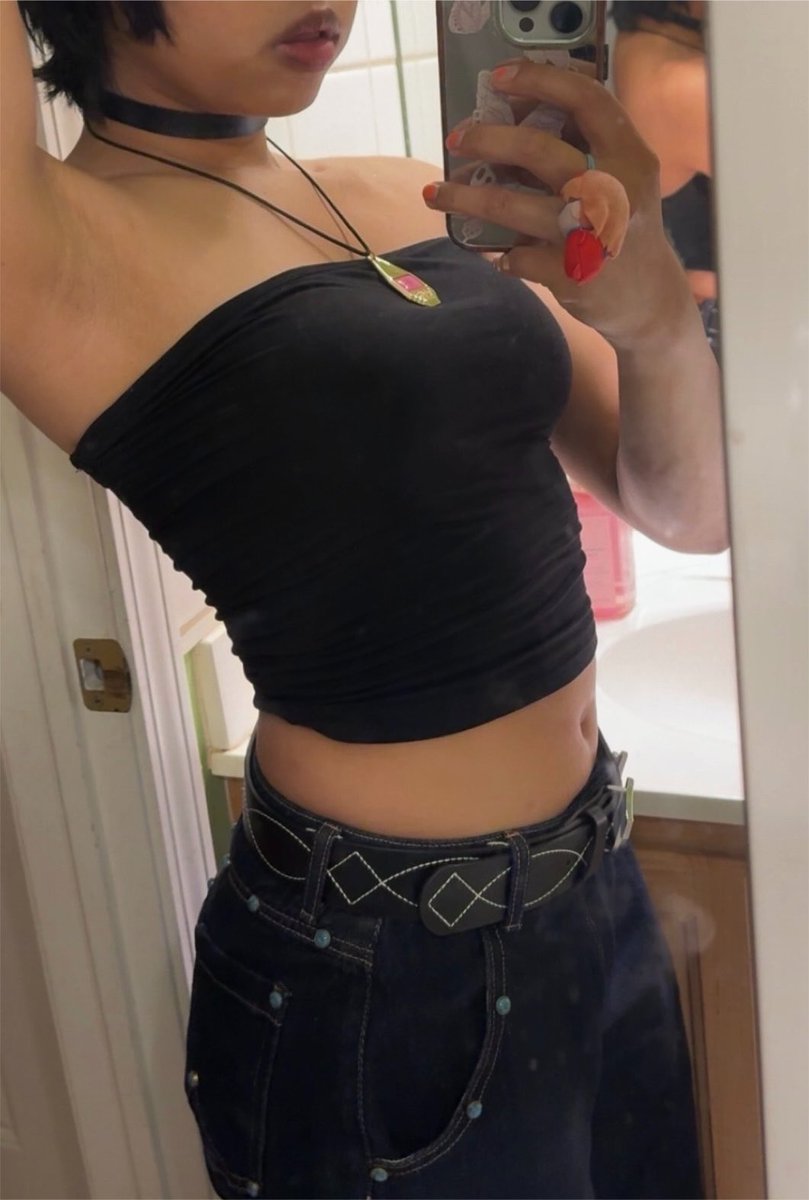 e_vdee's tweet photo. It’s soo crazy I’m built like this now https://t.co/fISuOxgA9u