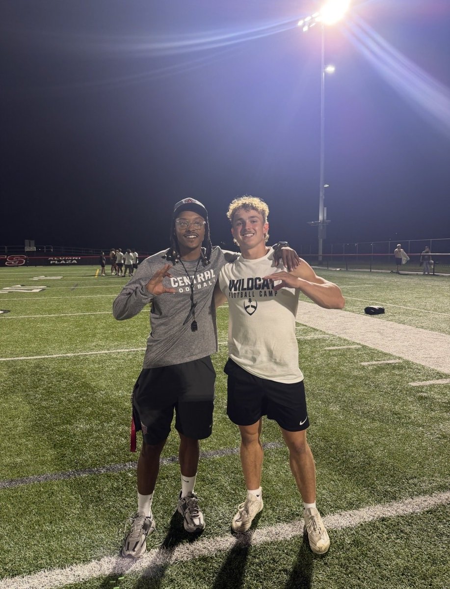 wyattkamphouse's tweet photo. Thanks to all the staff @CWUFB for the opportunity to compete and get better yesterday! I jumped a 9’11” Broad and ran a 4.2 shuttle.
@coachmurphhhh @CoachWolters @CoachMullinCWU @StinnToWin @CoachAnguayCWU @CoachJayCWU https://t.co/565TI1kipS