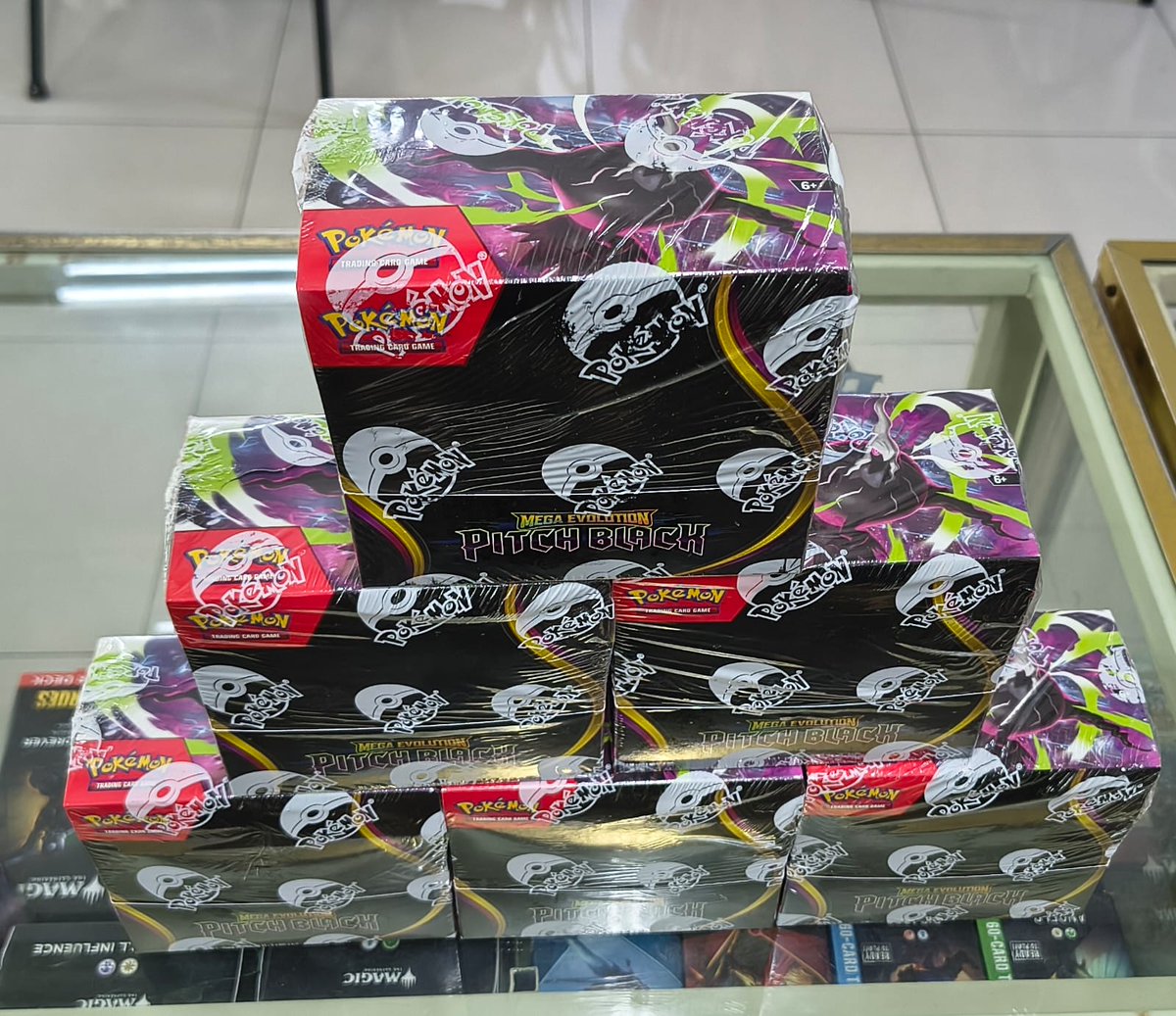 cfc_gamez's tweet photo. Bienvenido Agosto!!!
Oferta de fin de semana
Booster Box de Pitch Black a solo 3k https://t.co/qmUcPyhtp8