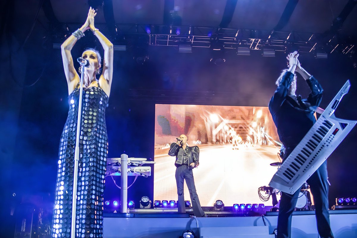 shutter16's tweet photo. The Human League turned back the clock in Charlotte with a hit-filled set on The Generations Tour. Joined by Soft Cell &amp; Alison Moyet, the legends proved great songs never go out of style.
📸 Full review &amp; gallery:
 https://t.co/0x30NKPwpV
#TheHumanLeague #SoftCell #Shutter16 https://t.co/zLCYuTB4tn