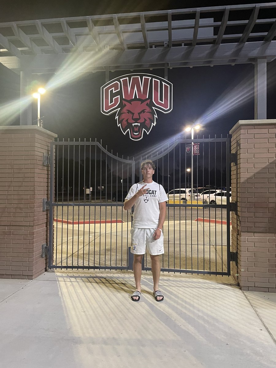 Lstokke76's tweet photo. Had a great time being able to compete and learn from @Coach_J_Wafford at the @CWUFB elite prospect camp. Thank you @CoachKoopRich for inviting me to come out and get better. Excited to continue building our relationship!
#gocats #cwufootball https://t.co/d9fuqIDMnU