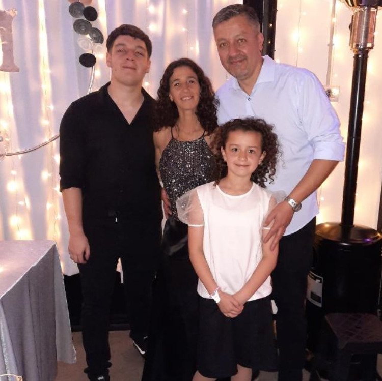 esmihumilde's tweet photo. @llaenmdp @Kicillofok @LLAenPBA @SPareja_ @alecarrancio @CeciMartinezMDP @erecalt Ricardo Ruiz. Padre de familia. Laburante, honesto y generoso. No olvidemos a los laburantes y no perdonemos a los hijos de puta https://t.co/xpuhOltaa7