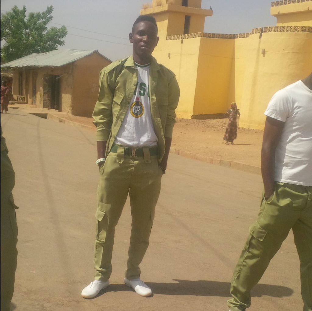 Realdyone's tweet photo. In Bukkuyum LGA in Zamfara State serving the motherland https://t.co/Prtlbae1iL