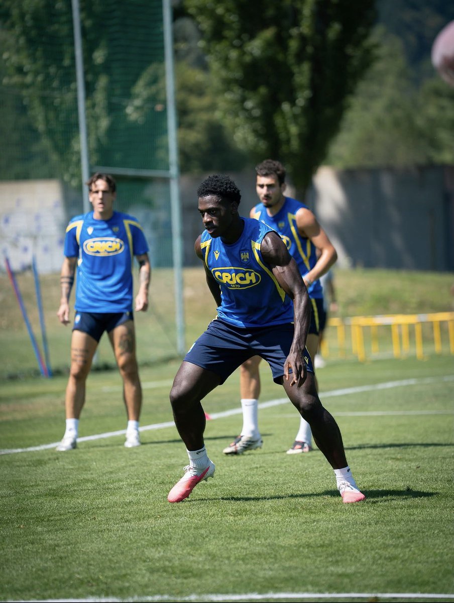 reptracker's tweet photo. It’ll be interesting to see how the rest of the transfer window and pre-season unfolds for James Abankwah.

The Ireland international has been heavily involved for Udinese throughout pre-season and started today, playing 62 minutes in their 3-3 draw with Mainz. Across the club’s opening friendlies, he’s steadily earned more responsibility, coming on at half-time in the first game, after the hour mark in the second, before starting today’s match. 

It looked as though a permanent return to Watford was the most likely outcome after an impressive loan spell last season, but that speculation has gone quiet. Instead, Abankwah appears to be firmly back in Udinese’s plans, with his performances for both club and country, particularly after his performances in May and June have given the Serie A side reason to reassess his future. 

If he does remain in Udine, the opportunity is there. He’s shown he has all the attributes to become a regular Serie A starter, and with a strong pre-season behind him, he’ll be hoping to turn those encouraging signs into consistent league minutes. There’s no doubt he has the quality to do it.