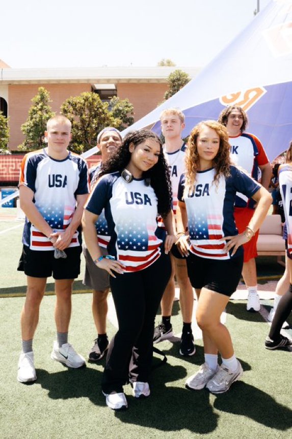 bigjmamacitaaa's tweet photo. TEAM USA 💪 https://t.co/6EVrDkNIWZ
